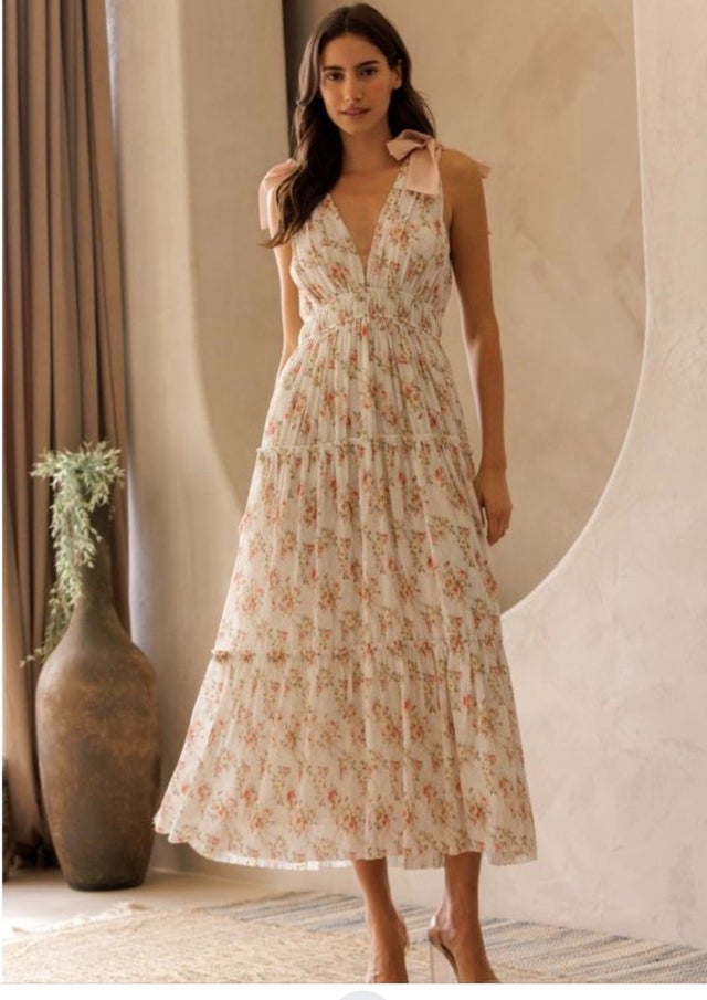 knee length dresses for ladies BASIC WITH A TWIST MAXI DRESS GREEN – SASSISoul Boutique main image 0